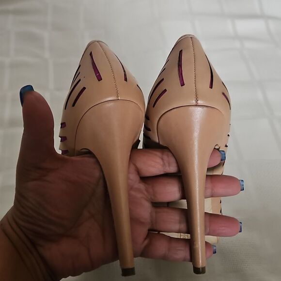 Beige and Purple Heels by BCBGeneration - Picture 5 of 16